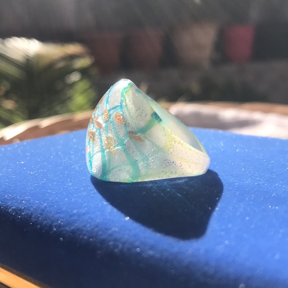 💄4/$20💄Big artsy ring 💍 - Picture 2 of 4